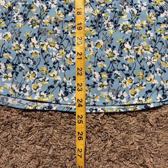 Hilary Radley Women's Short Sleeve V-Neck Blouse, Size M Blue & Navy 2PK EUC - Picture 12 of 15